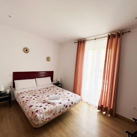 Hostal Abaaly Madrid Exterior foto